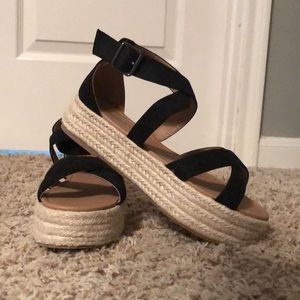 Espadrille platform sandals